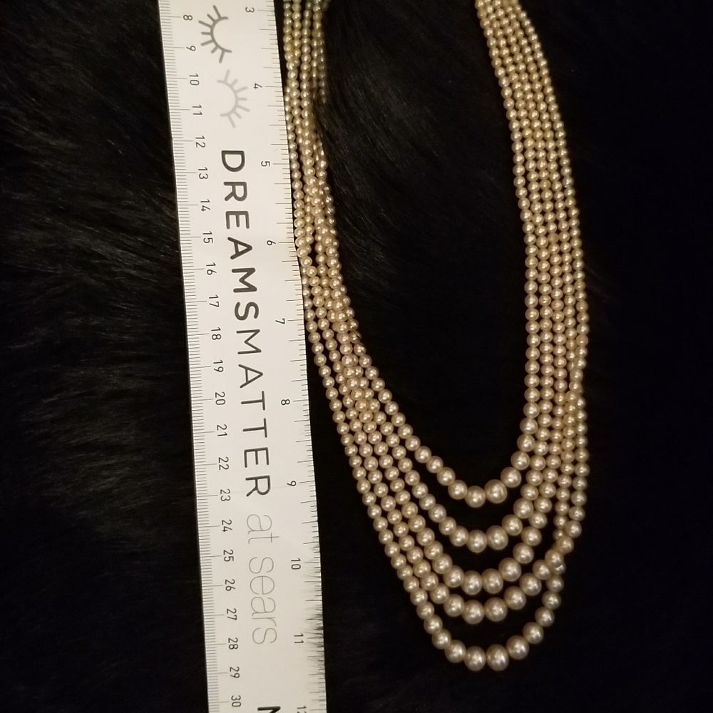 Jewelry - Picture 4 of 4